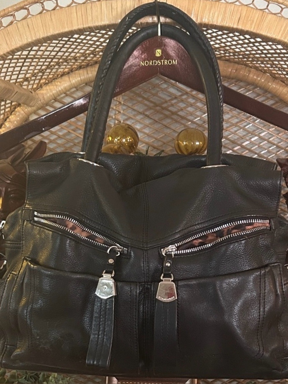 High Quality b.Makowsky black leather bag  excellent condtion, clean silver trim